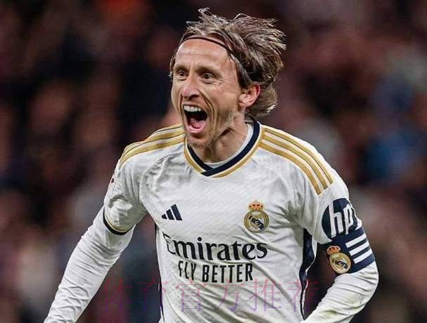 39岁妖人! 魔笛替补10分钟10触球0丢球 39岁妖人! 魔笛替补10分钟10触球0丢球